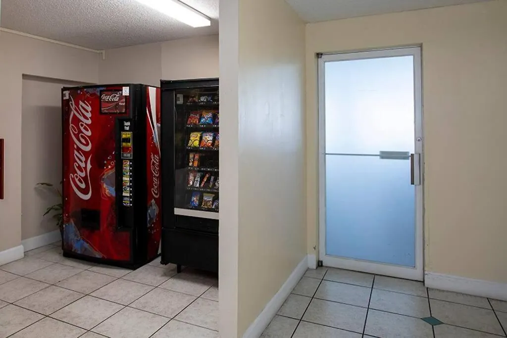 Seabliss, Oceanfront 1St Floor Cozy Condo Daytona Beach 0*,  United States